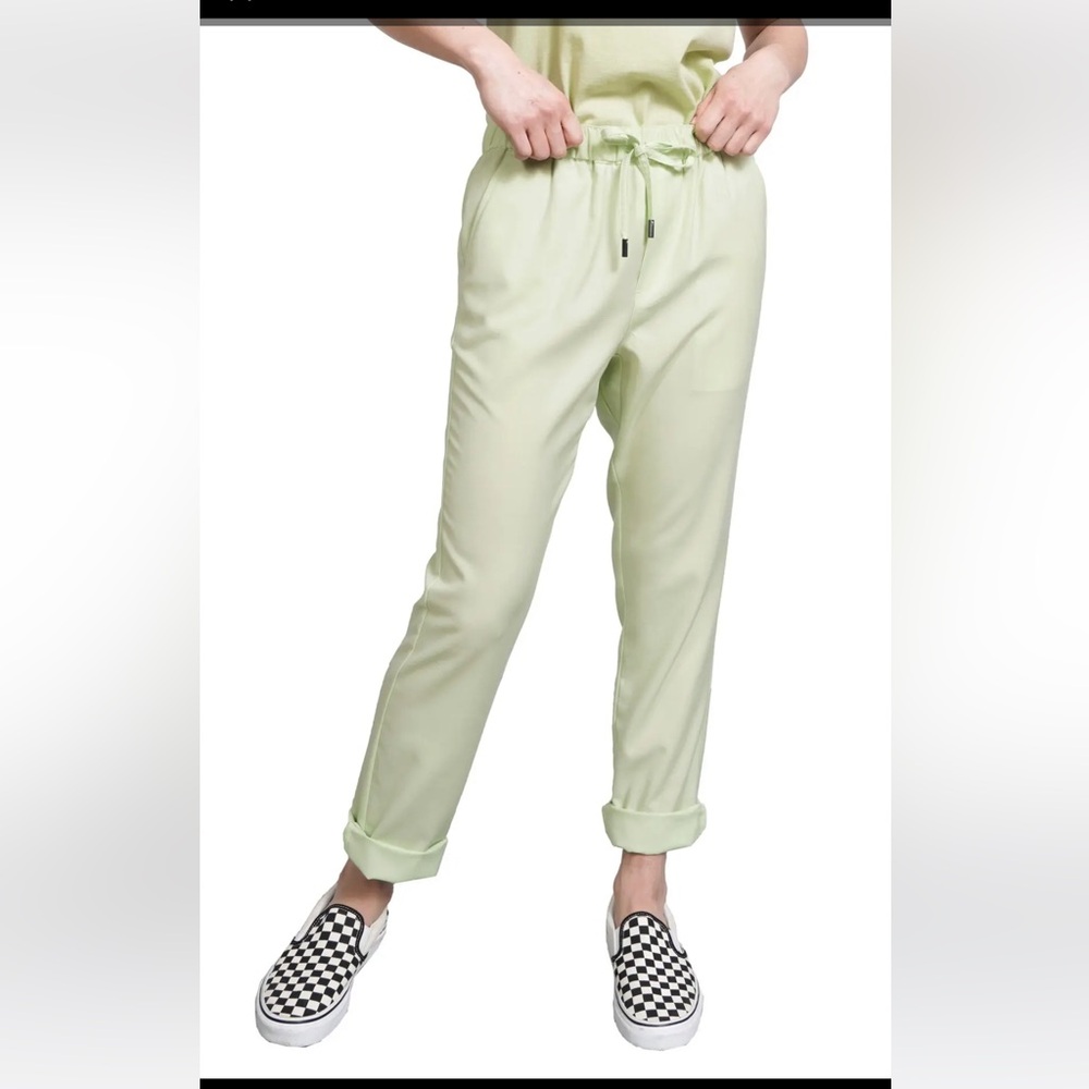 NWT Wildfang The Empower Drawstring pants Pistachio Large